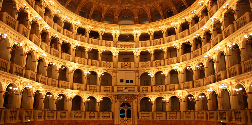 Teatro Comunale Bologna